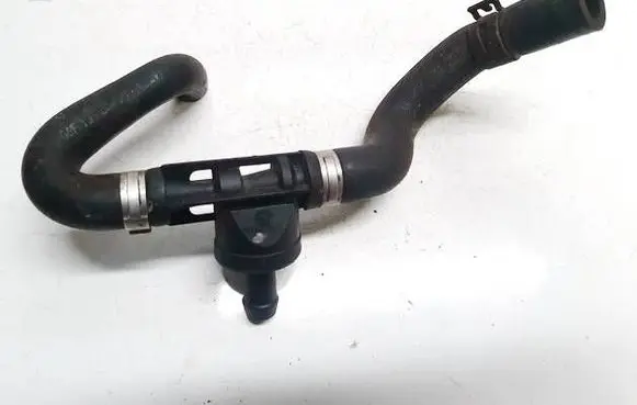 Volkswagen PASSAT B6 Vacuum line/pipe/hose 06b133753d