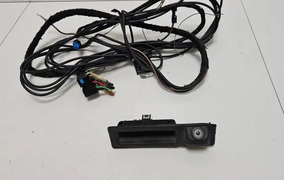 BMW X3 F25 Tailgate handle with camera 7345700 7345709