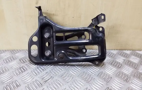 Toyota Avensis T270 Battery tray 