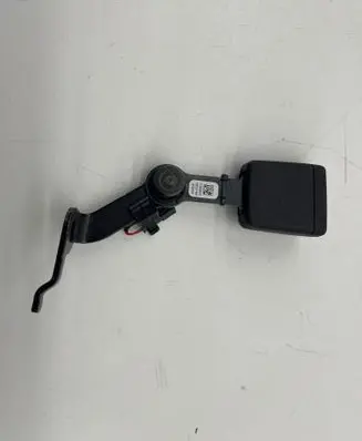 BMW 5 G60 G61 Rear seatbelt buckle A0226978B