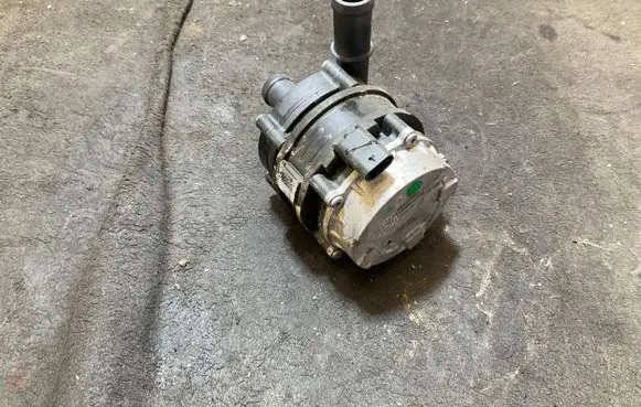 Volvo XC40 Electric auxiliary coolant/water pump P32135207 32135207 TPA1741532