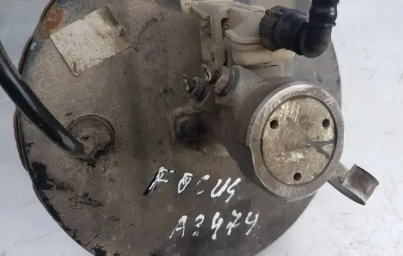 Ford Focus Master brake cylinder