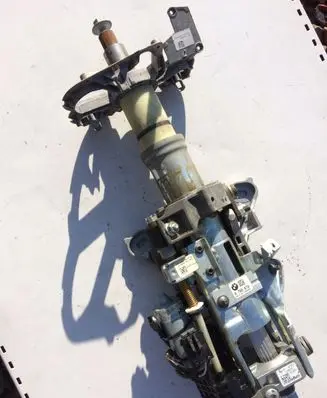 BMW 6 E63 E64 Steering wheel axle 6780879