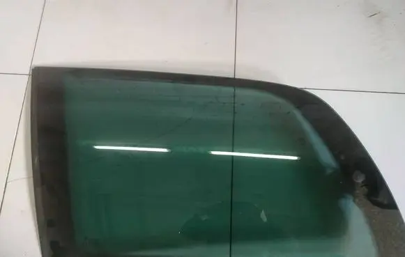 Ford Galaxy Rear side window AS3