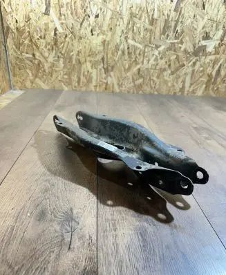Mercedes-Benz C W205 Rear upper control arm/wishbone A2053521900