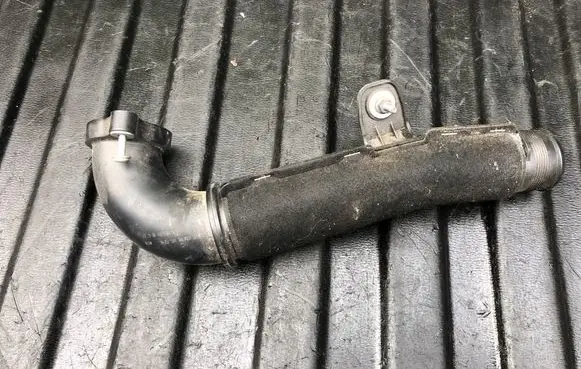 Audi A4 S4 B9 Intercooler hose/pipe 04L145762AG