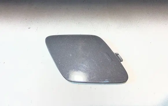 Volvo XC60 Front tow hook cap/cover 32234960