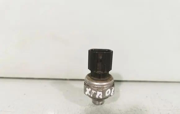 Nissan X-Trail T31 Air conditioning (A/C) pressure sensor 