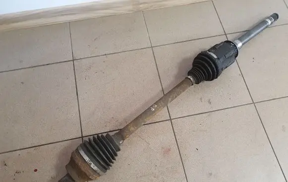 Jeep Grand Cherokee Front driveshaft