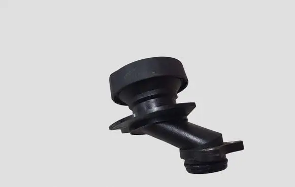 Volvo V40 Oil fill pipe 31330189