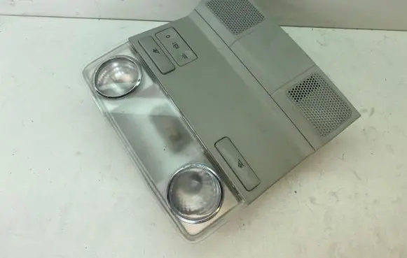 Volkswagen Golf VI Front seat light 1K0947105