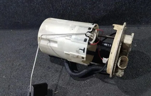 Renault Laguna II Fuel level sensor 8200004958