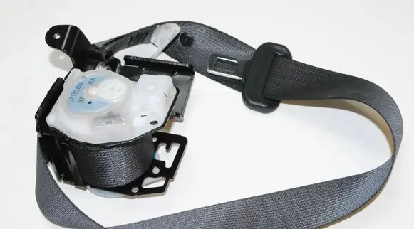 Ford Focus Rear seatbelt 