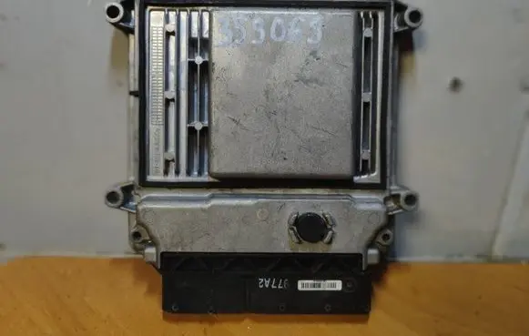 Hyundai Accent Engine control unit/module 3911126BE5