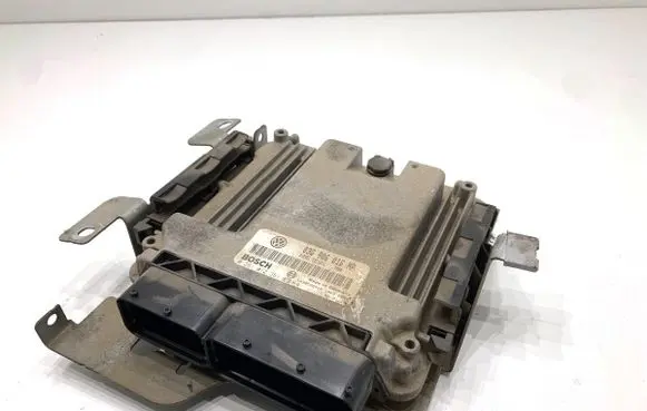 Volkswagen Touran I Engine control unit/module ECU 03G906016HP