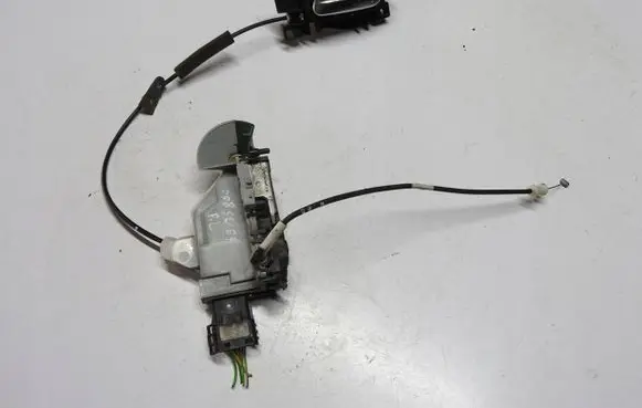 Citroen C4 II Front door lock 9660525480