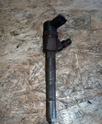 Alfa Romeo 159 Fuel injector 0445110243