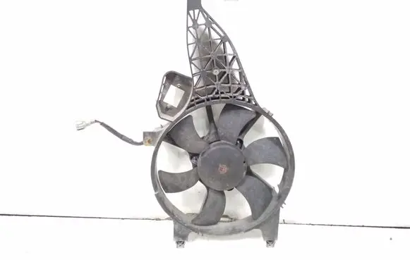 Nissan Navara Radiator cooling fan shroud 92120EB400