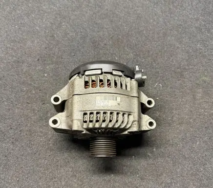 BMW 4 F32 F33 Generator/alternator 7638337
