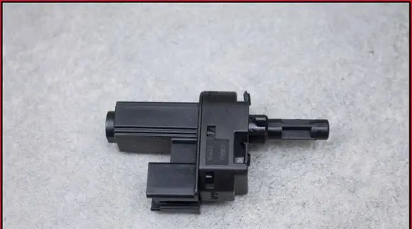 Clutch pedal sensor