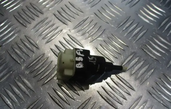 Volkswagen PASSAT B5 Tailgate boot lock/latch motor 