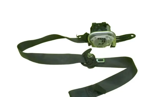 Volvo V60 Front seatbelt 86670002 BEZPIECZENSTWA