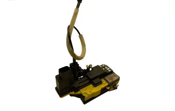 Volvo S60 Rear door lock 8626067