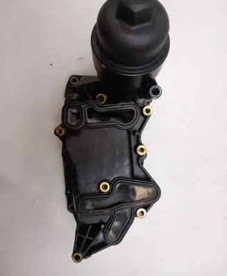 BMW 3 F30 F35 F31 Oil filter mounting bracket 7037932