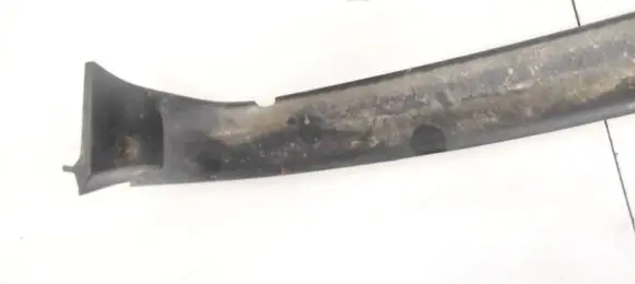 Audi A3 S3 8L Wiper trim 8L0807421