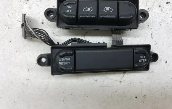 Chrysler Grand Voyager IV Electric sliding door switch VF8273 VF8262