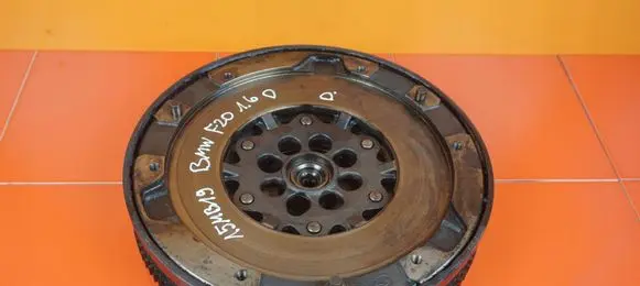 BMW 1 F20 F21 Dual mass flywheel 415047710 N47D16A