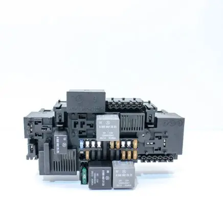 Mercedes-Benz C W205 Fuse box set A2229063202