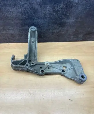 Volkswagen Touran I Engine mounting bracket 1K0199296F