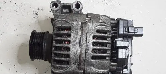 Renault Megane I Generator/alternator 0124325031 7700434899 BR14M1V14