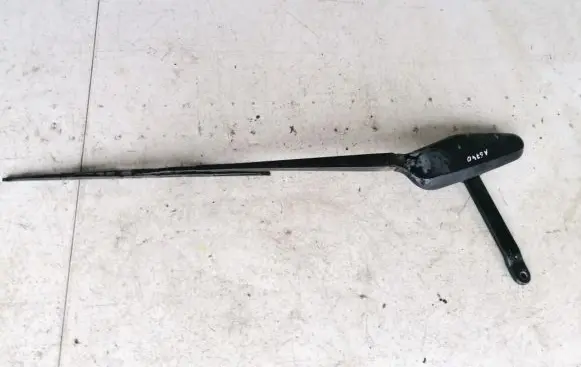 Nissan Almera Tino Front wiper blade arm