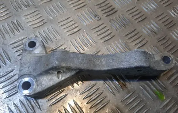 Chrysler Pacifica Holder (bracket) 52123981AA