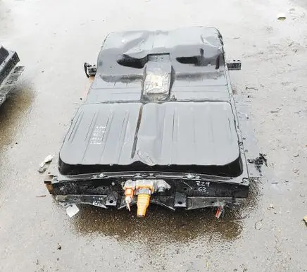 Nissan Leaf I (ZE0) Hybrid / electric car battery 