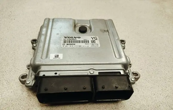 Volvo V60 Engine control unit/module 31336983 1039S50500 0281018414