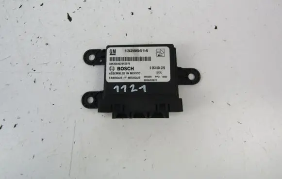 Opel Zafira B Parking PDC control unit/module 13286414