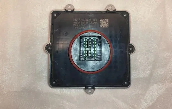 Land Rover Defender LED ballast control module L8B213E005BB