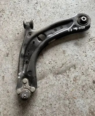 Front lower control arm/wishbone