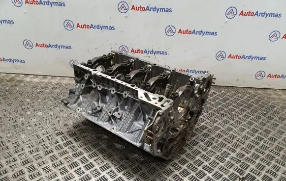 BMW X5 F15 Engine block 2351175 11112351175 N63B44B