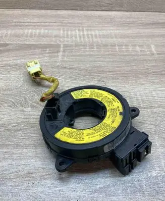 Mazda Premacy Airbag slip ring squib (SRS ring) Z10A180314