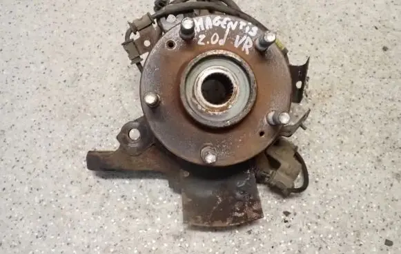 KIA Magentis Front wheel hub spindle knuckle