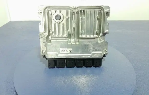 BMW 1 F40 Engine control unit/module ECU 0261S101Y7