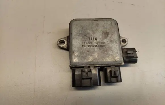 Nissan Leaf II (ZE1) Fan control module 21493B210B 1L14