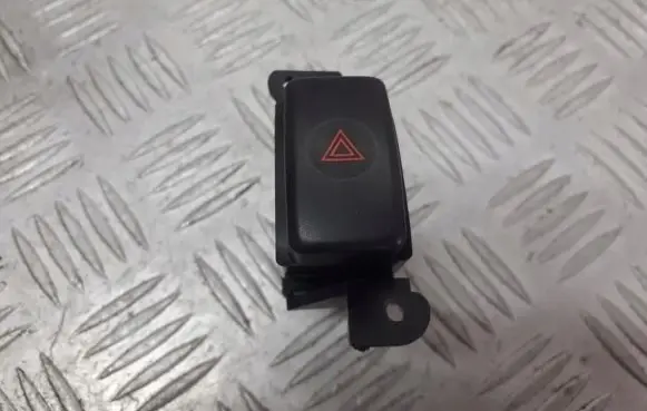 Subaru Legacy Hazard light switch