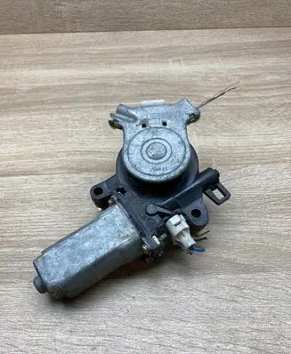 Honda Odyssey Front door window regulator motor 035401 WR5