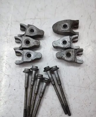 Audi A5 8T 8F Fuel Injector clamp holder