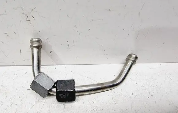 Peugeot 3008 II Fuel injector supply line/pipe 9811353980